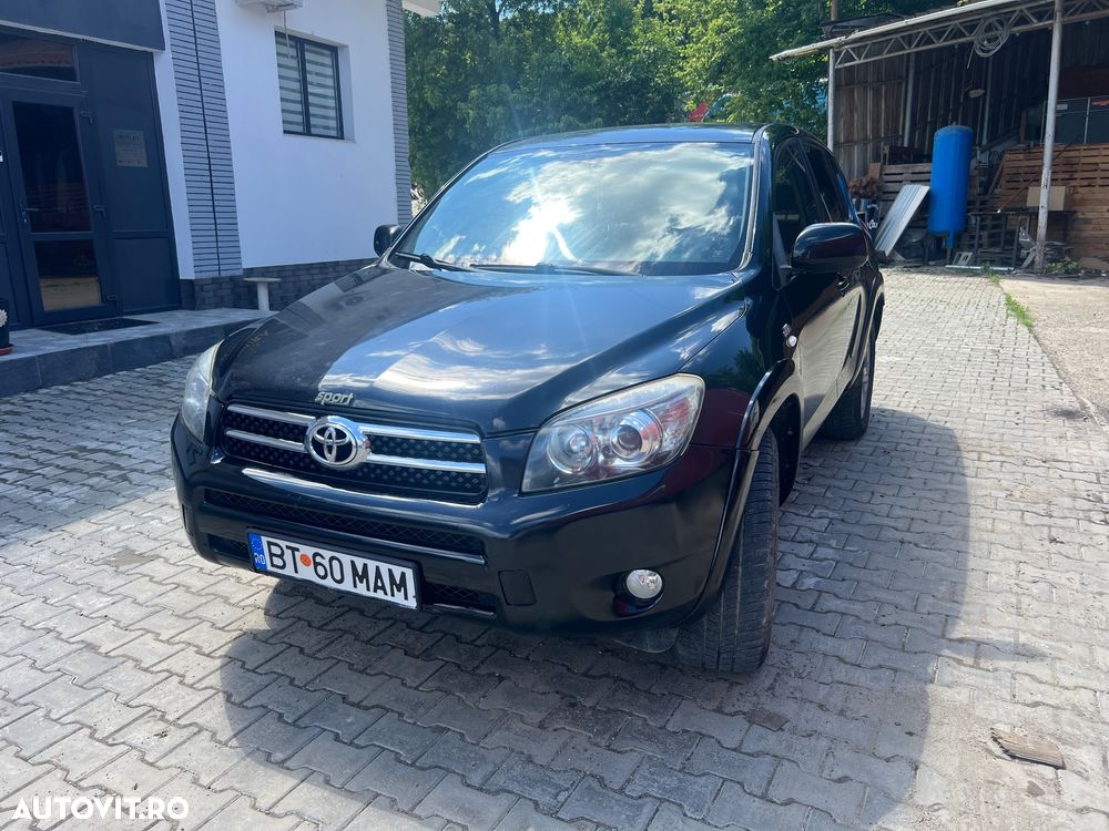Toyota RAV4 - 1