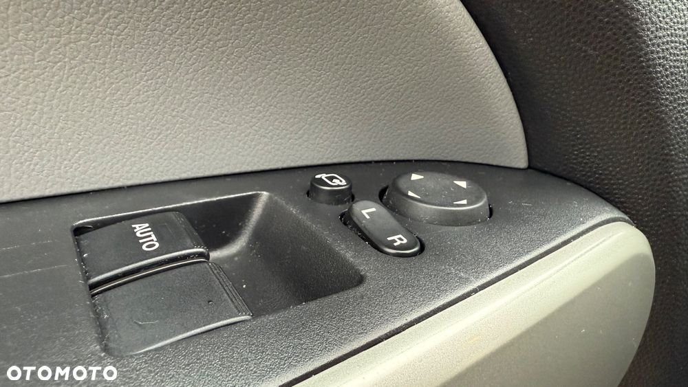 Mazda 2 1.3 MZR Active - 21