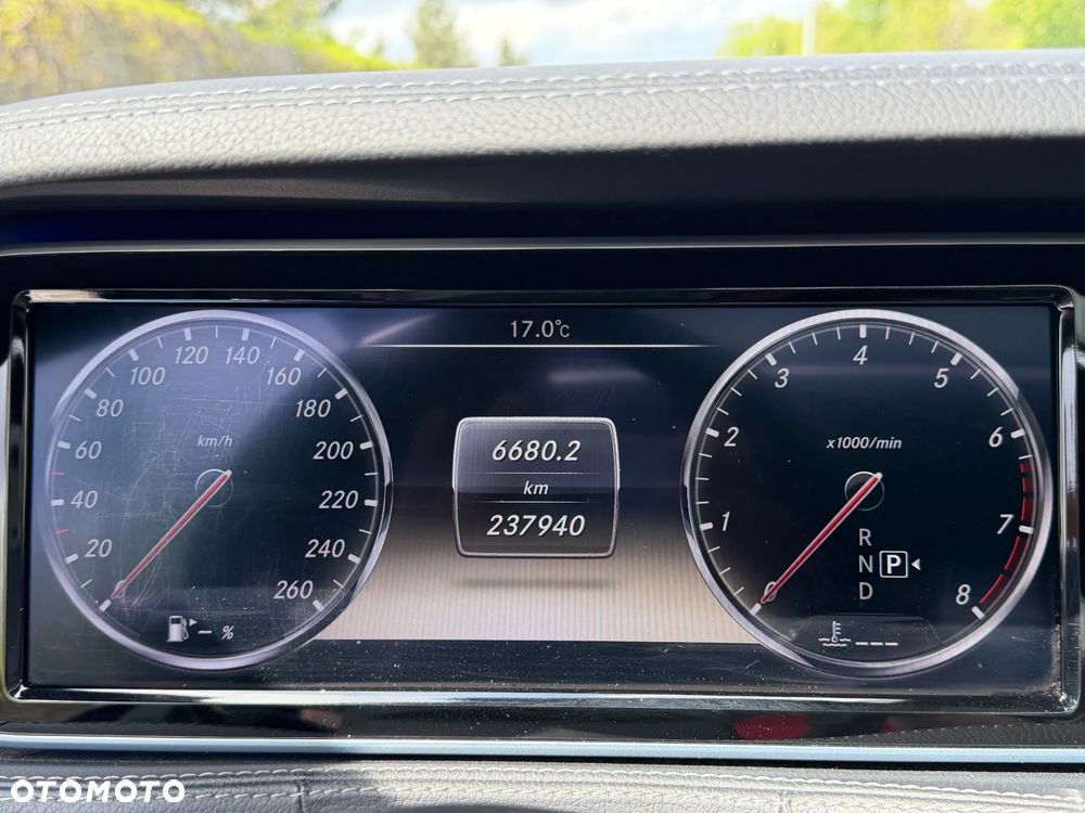 Mercedes-Benz Klasa S 500 4Matic 7G-TRONIC - 21