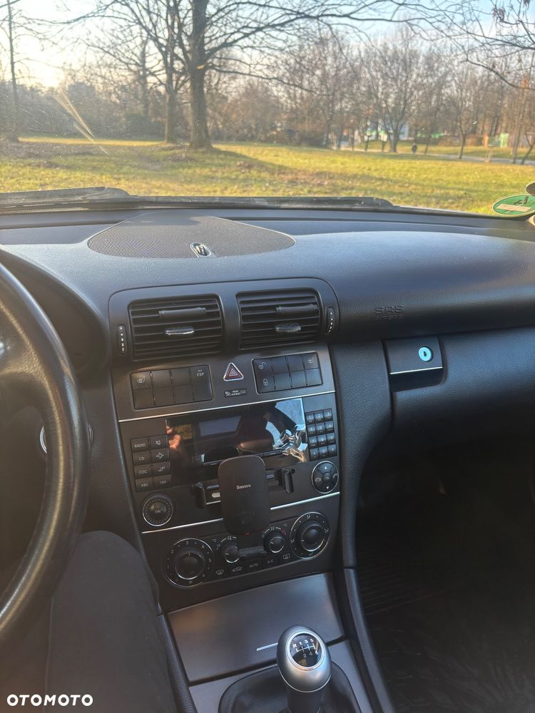 Mercedes-Benz Klasa C 200 CDI Sportcoupe - 9