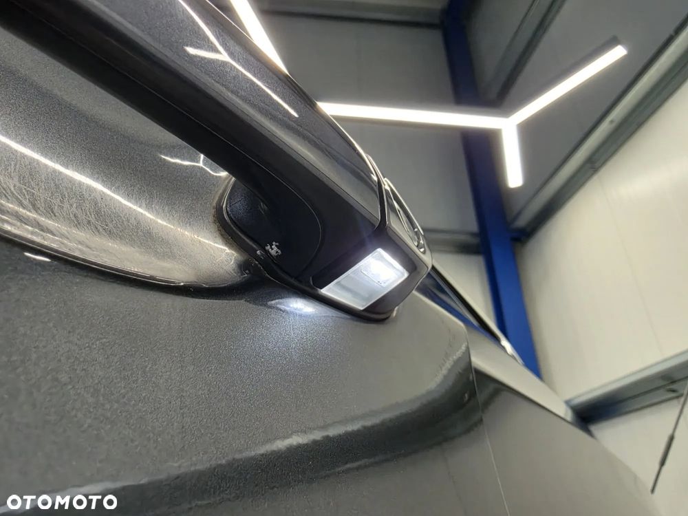 BMW Seria 3 320d Edition Exclusive - 20