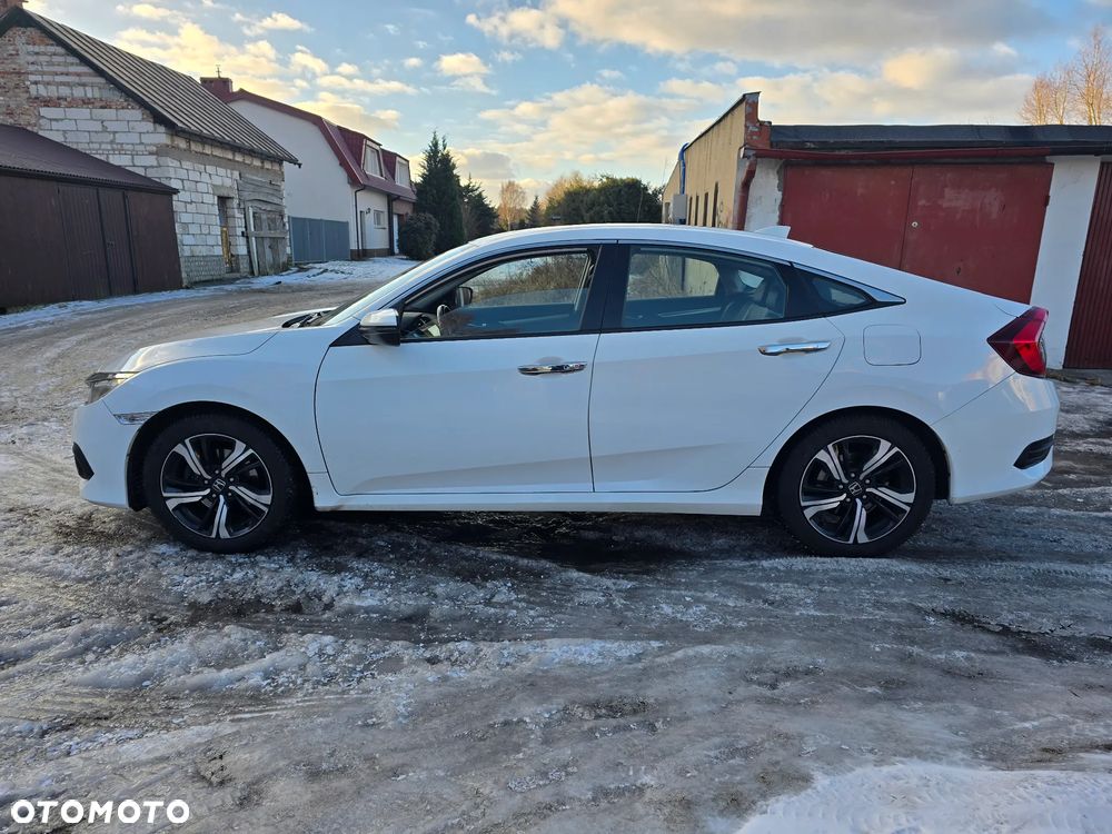 Honda Civic 1.5 i-VTEC Turbo CVT Executive - 10