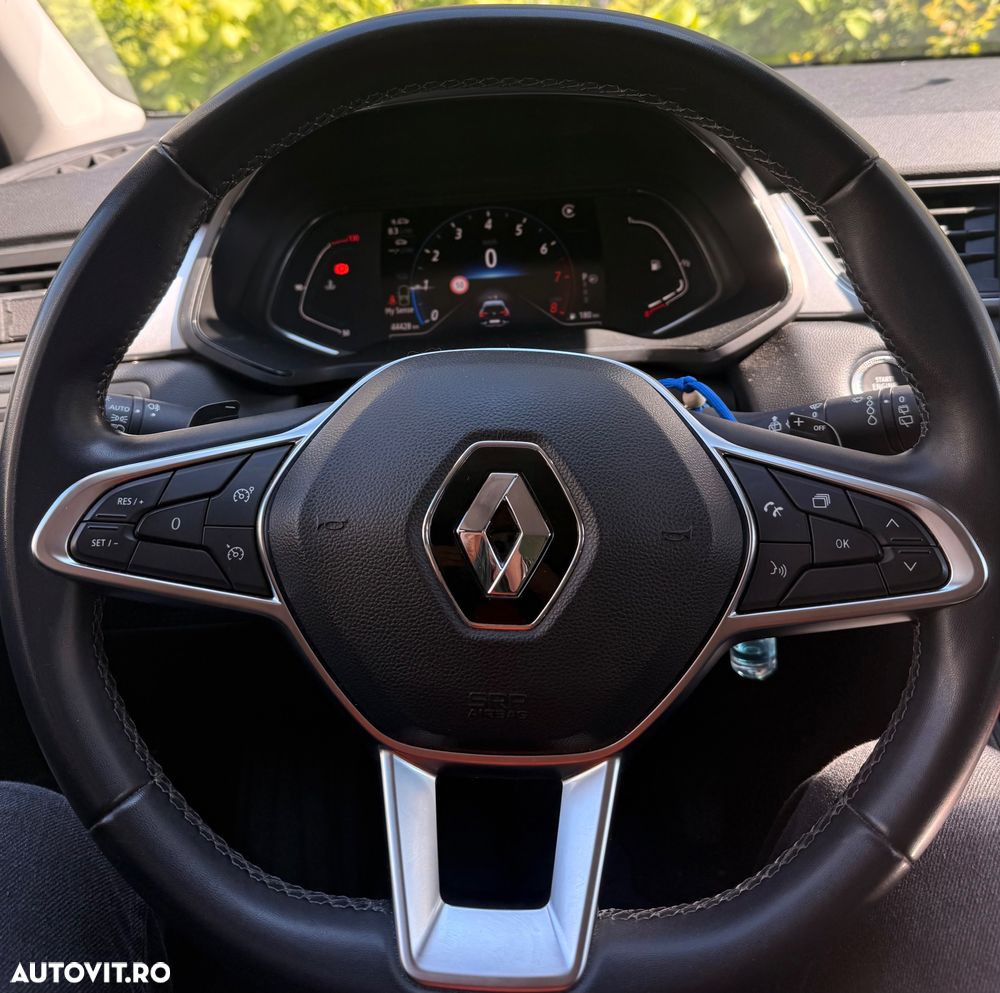 Renault Captur MHEV 140 EDC Techno - 11