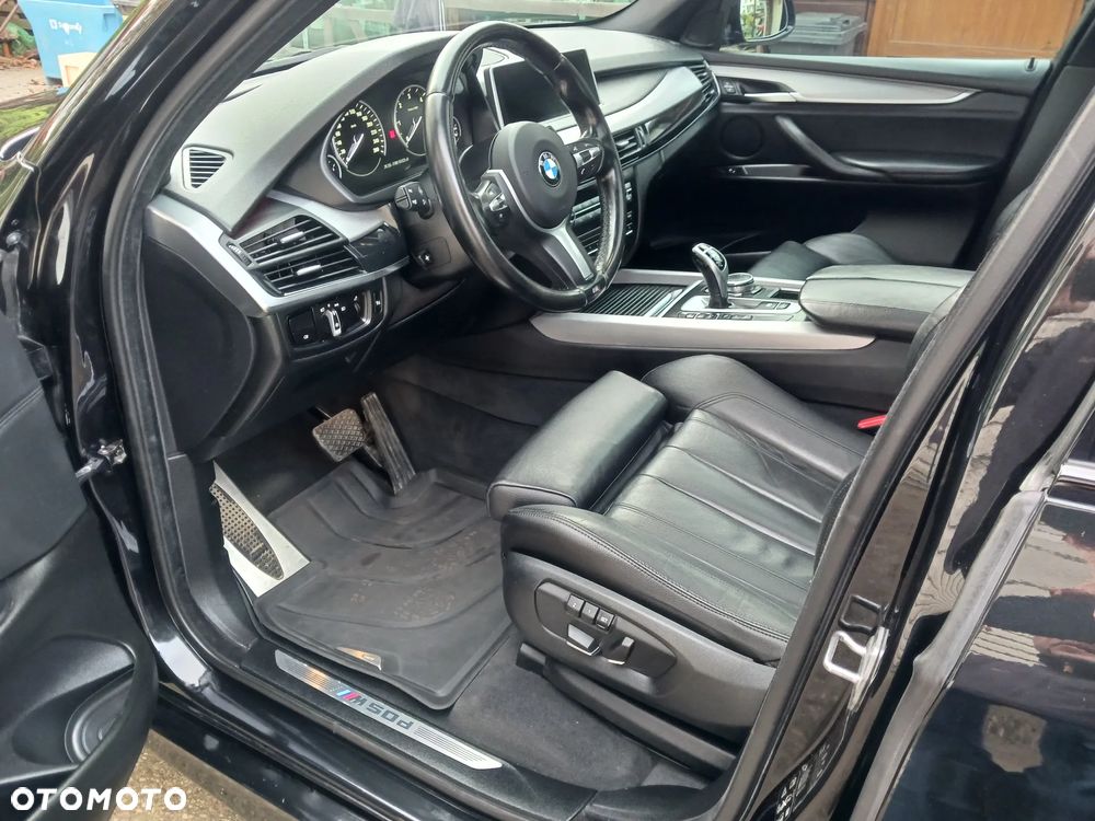 BMW X5 M M50d - 9