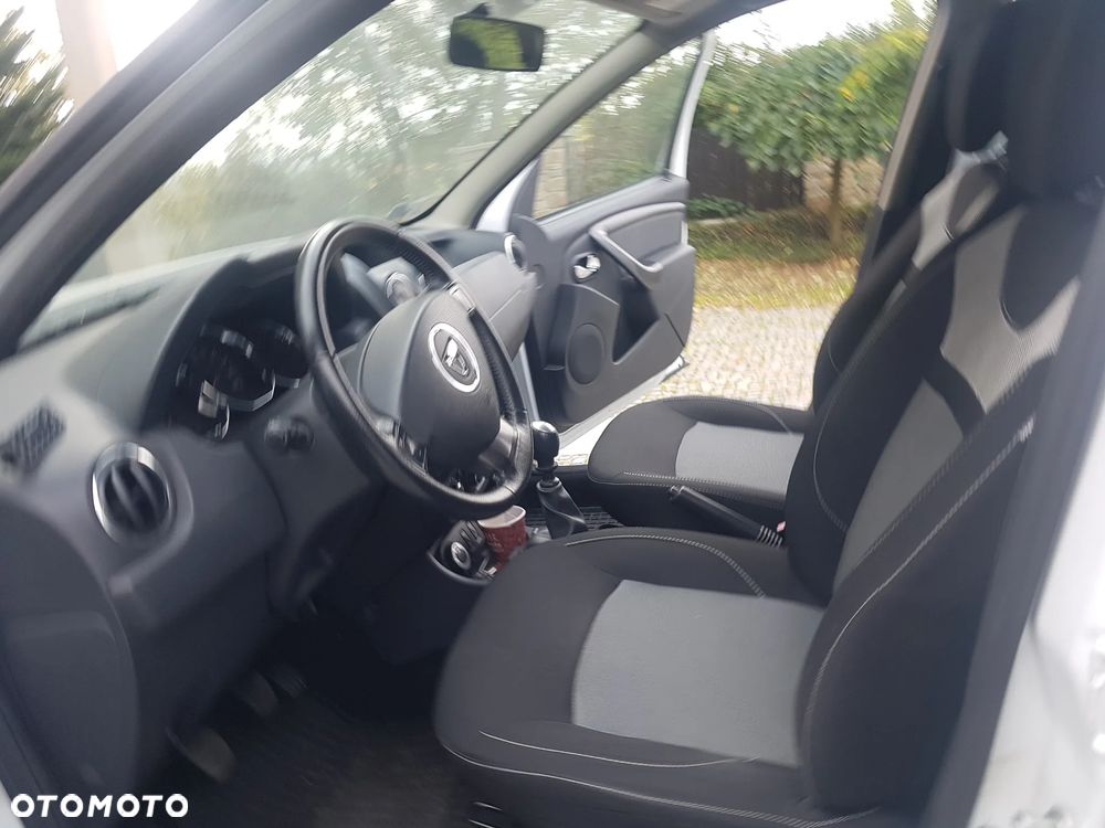 Dacia Duster 2015 photo 4