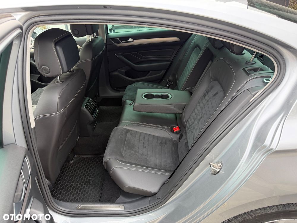 Volkswagen Passat 1.5 TSI EVO Elegance - 26