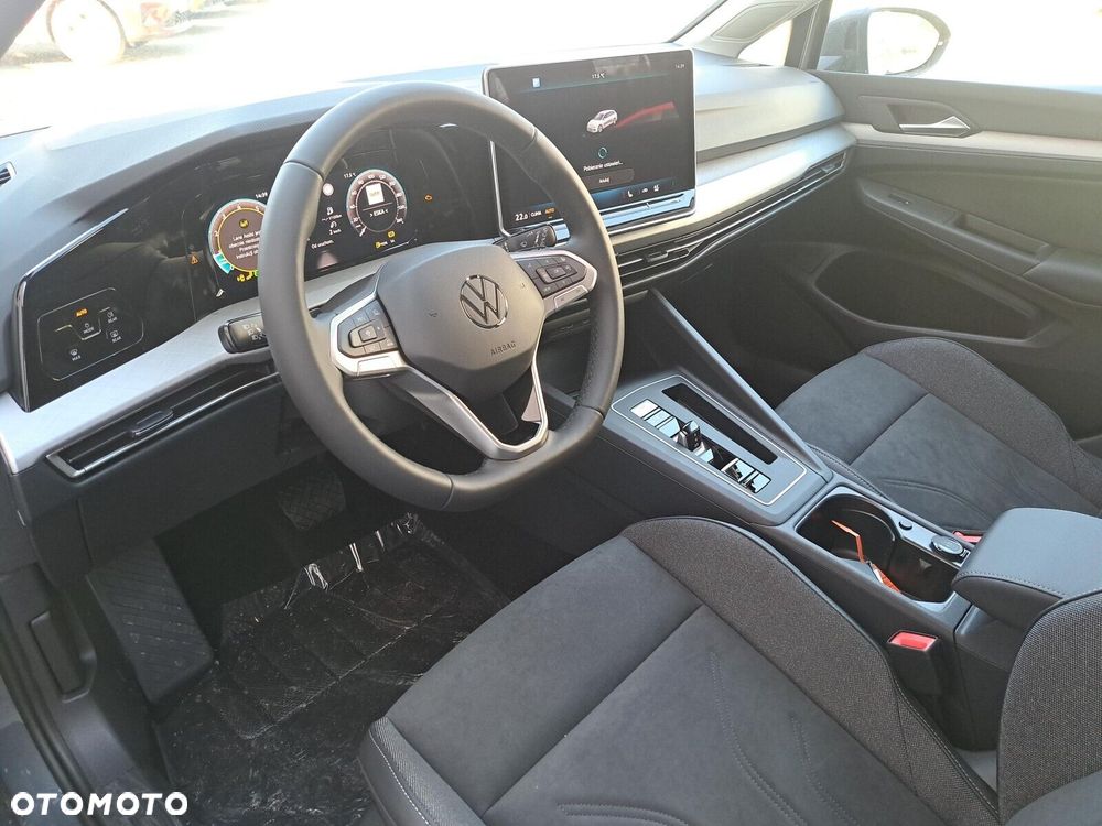 Volkswagen Golf Variant - 10