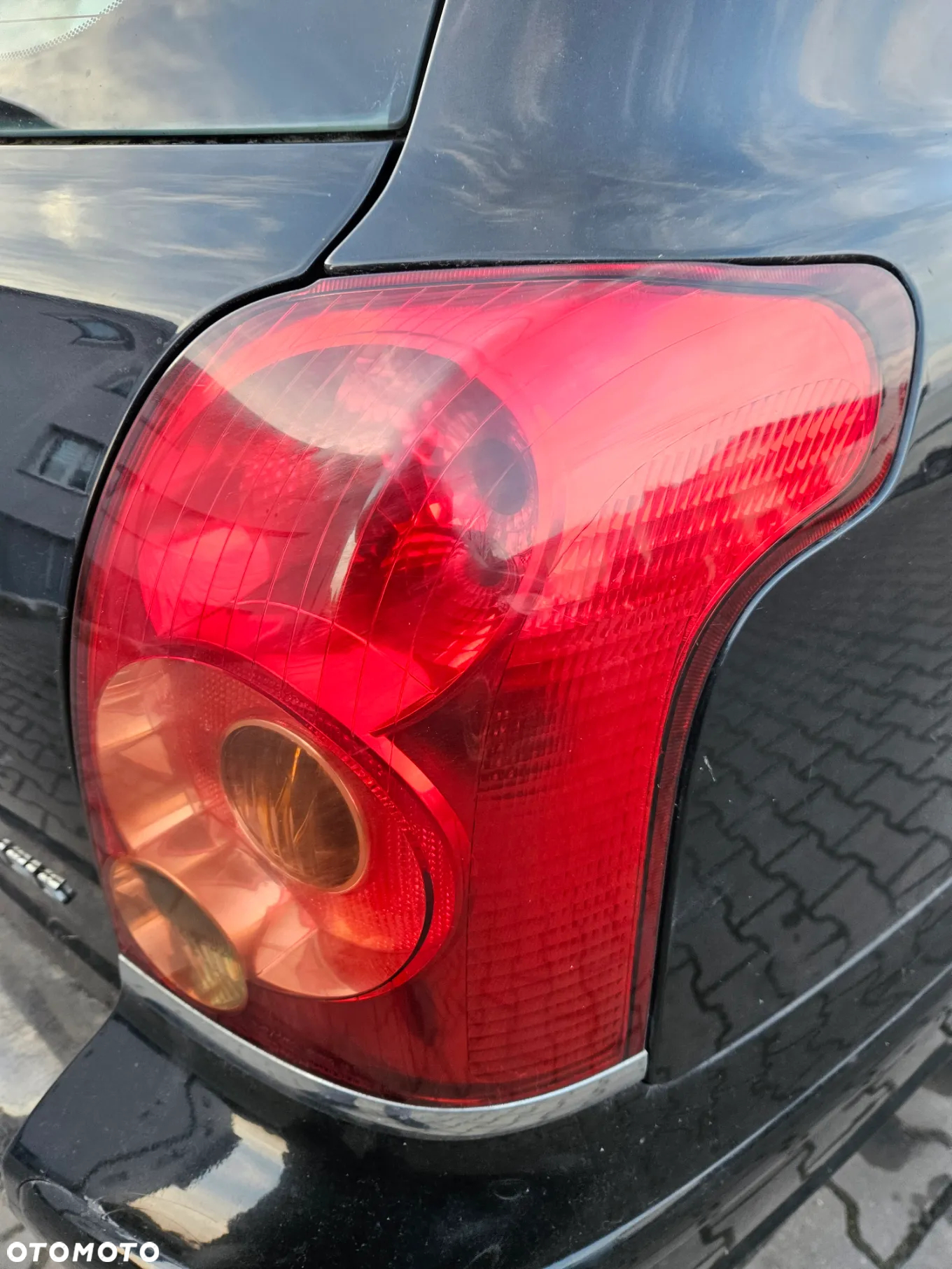 Toyota Avensis T25 Kombi   lampa tył tylna   prawa lewa - 2