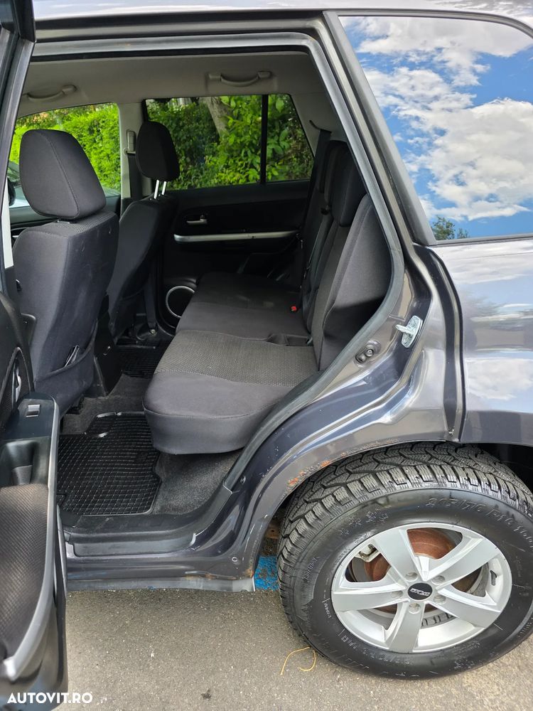 Suzuki Grand Vitara 1.9 DDIS JLX Navi - 9