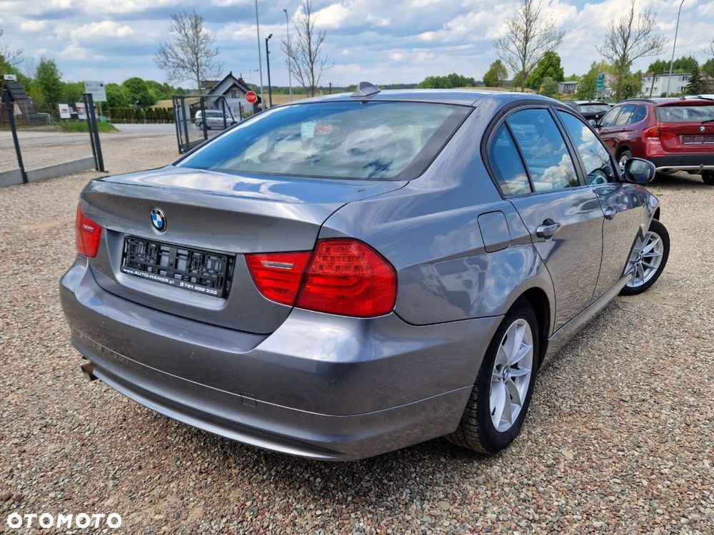 BMW Seria 3 318d - 24