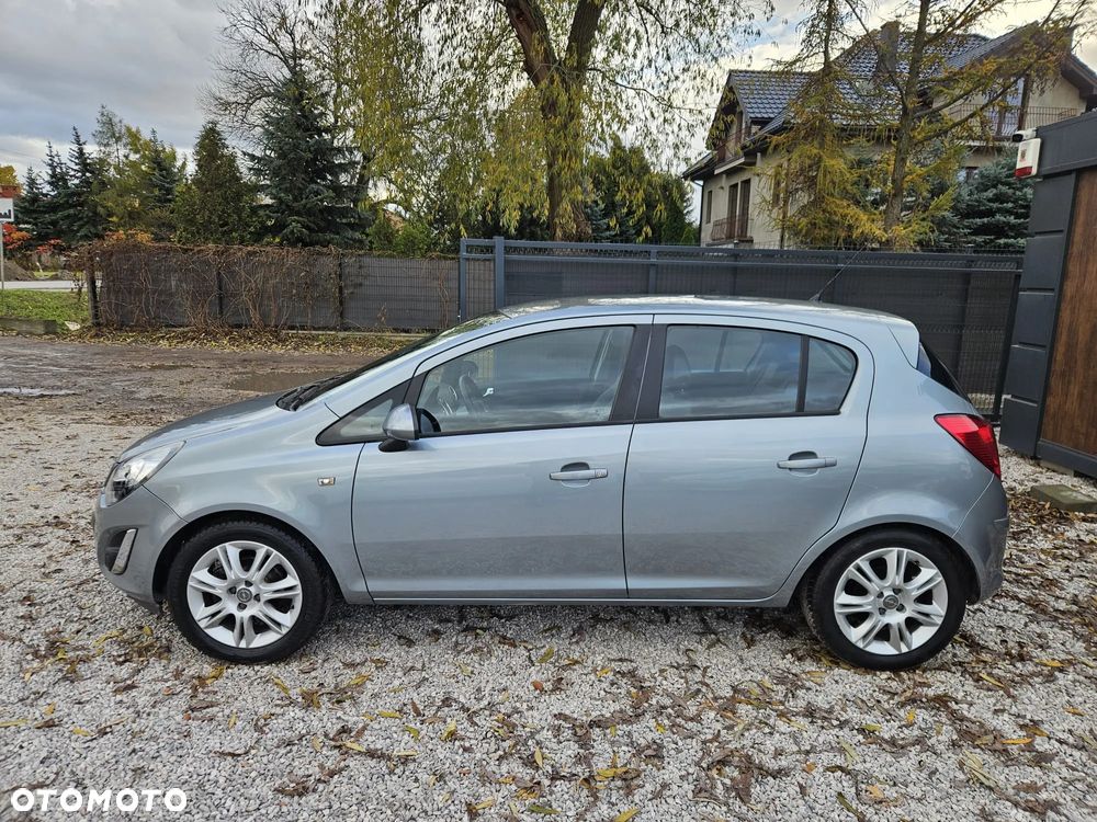 Opel Corsa 1.4 16V Innovation - 5