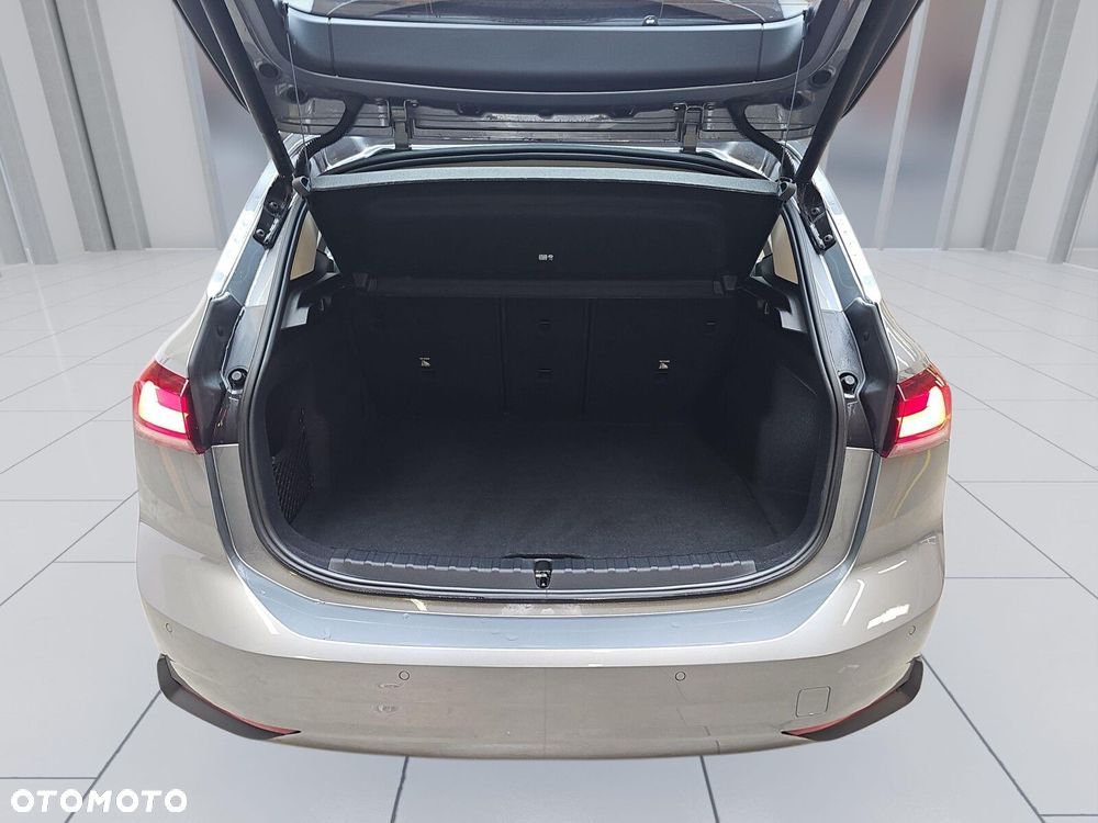 BMW Seria 2 218i - 20