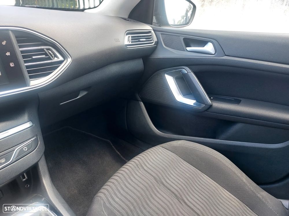 Peugeot 308 SW BlueHDi 120 Stop & Start Active - 16