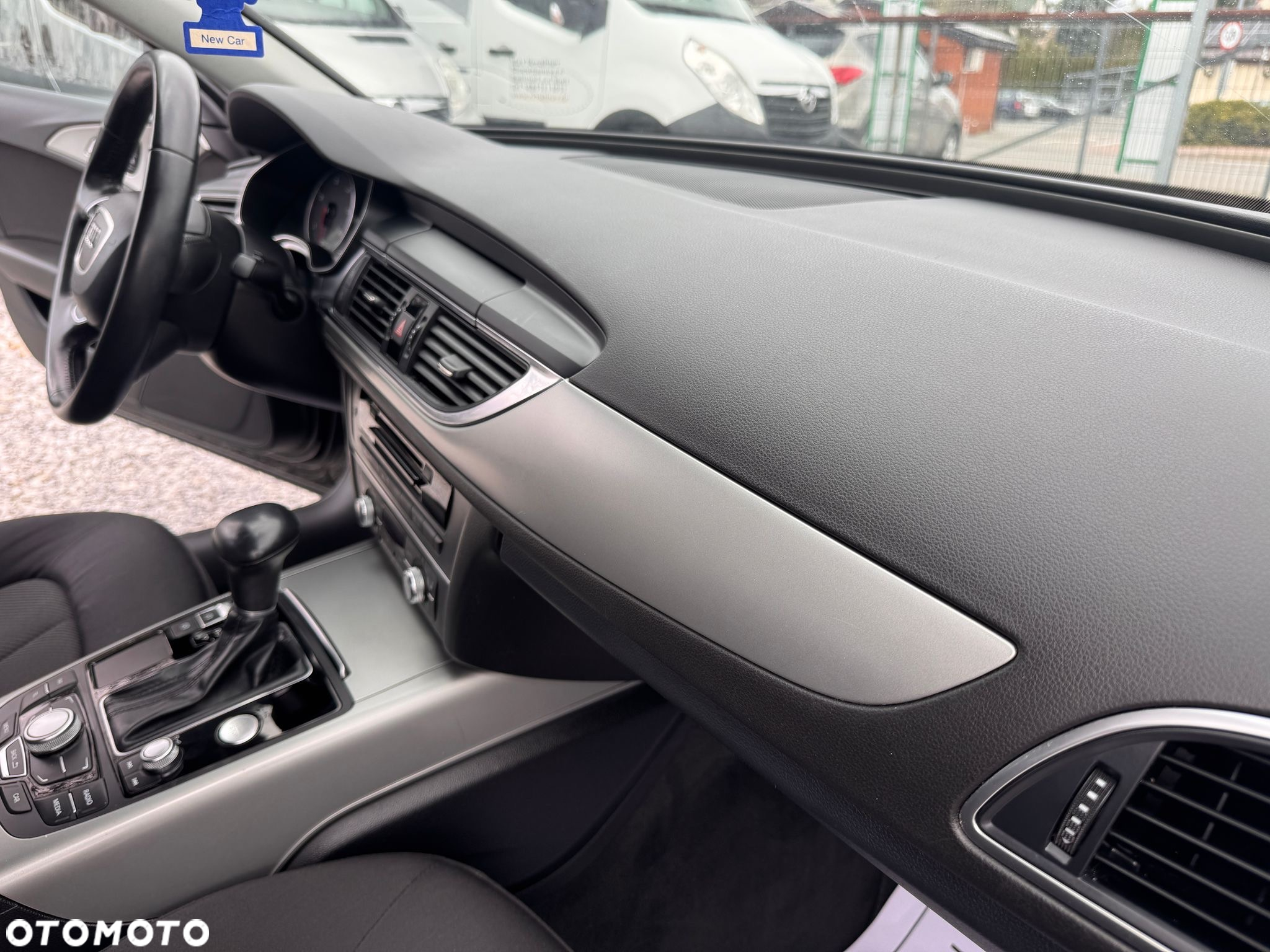 Audi A6 Avant 2.0 TDI Ultra S tronic - 14