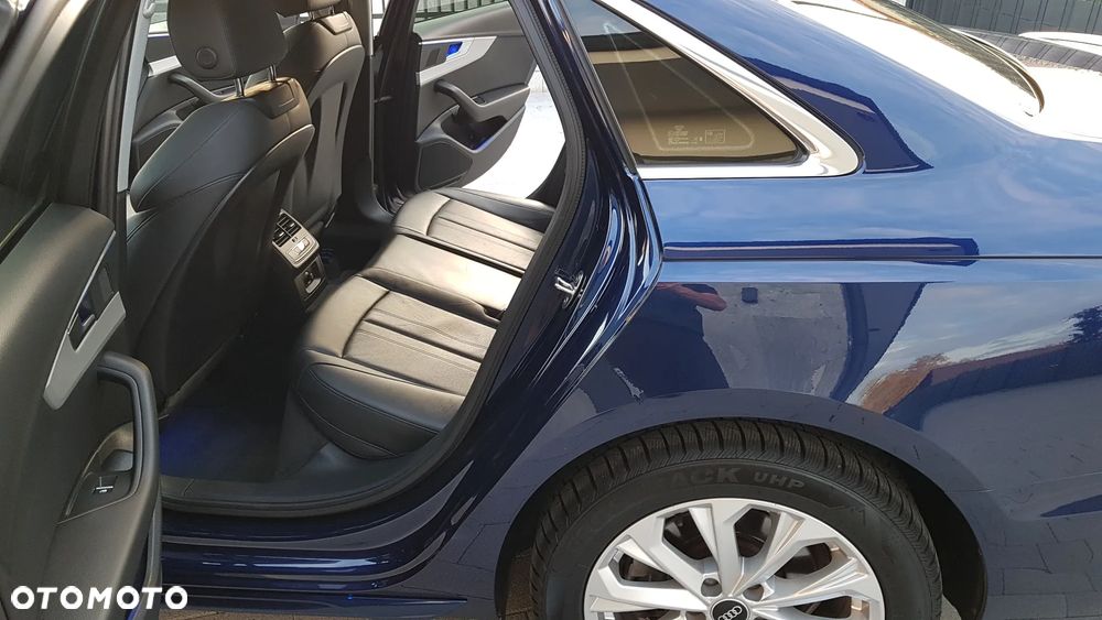 Audi A4 Limousine 35 TFSI Sport S tronic - 23