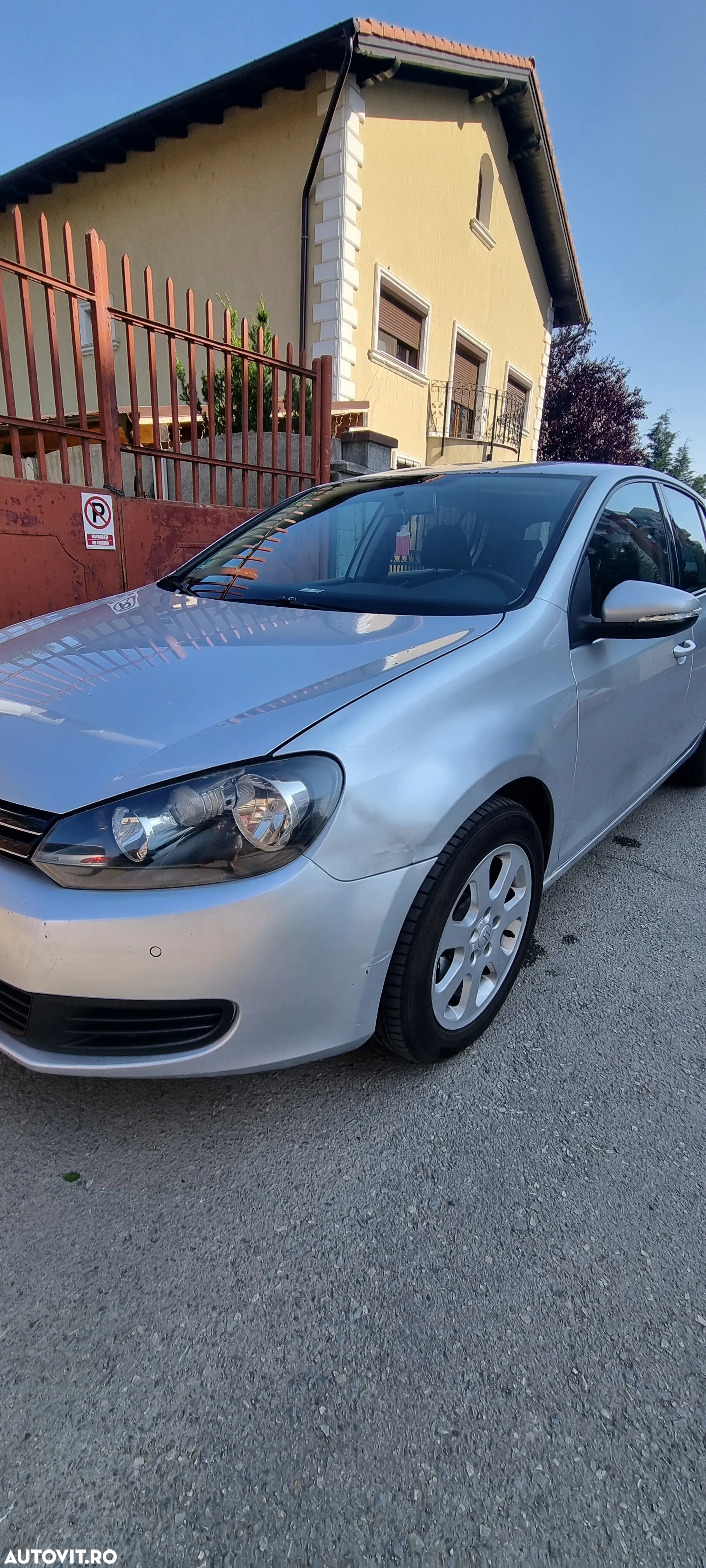 Volkswagen Golf 1.4 FSI Comfortline - 3