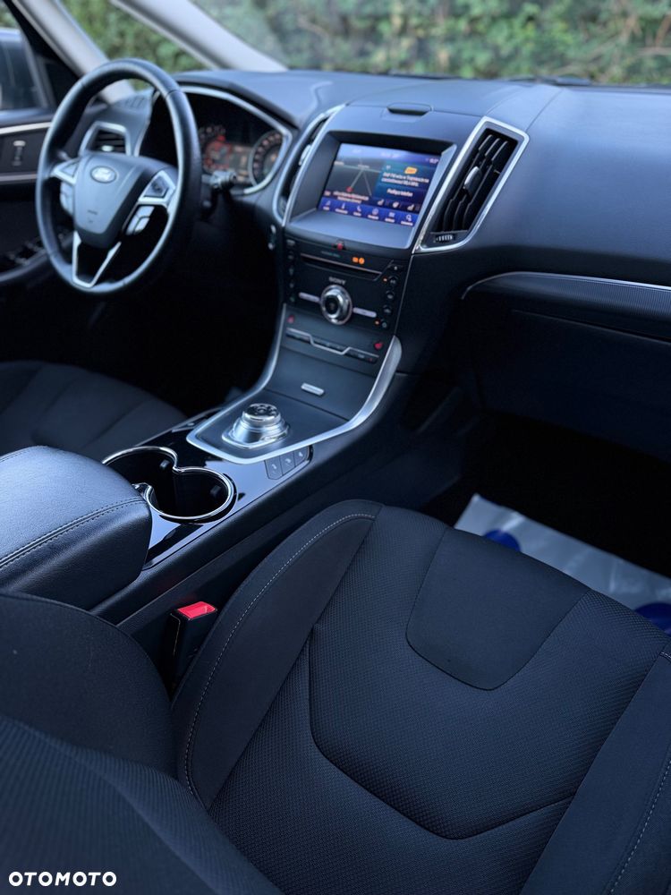 Ford S-Max 2.0 EcoBlue Titanium - 28
