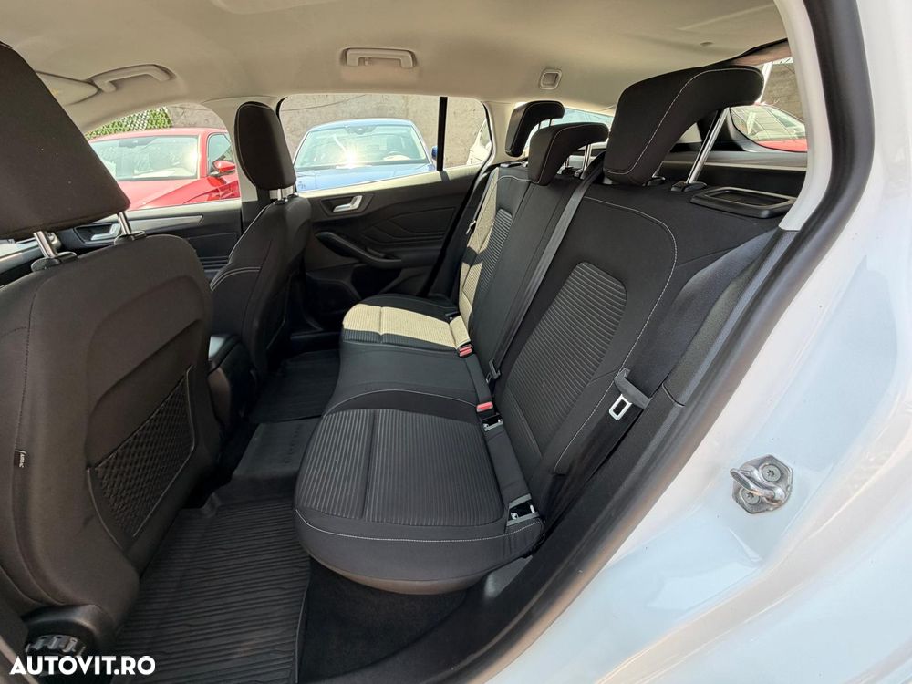 Ford Focus 1.0 EcoBoost MHEV Titanium X - 20