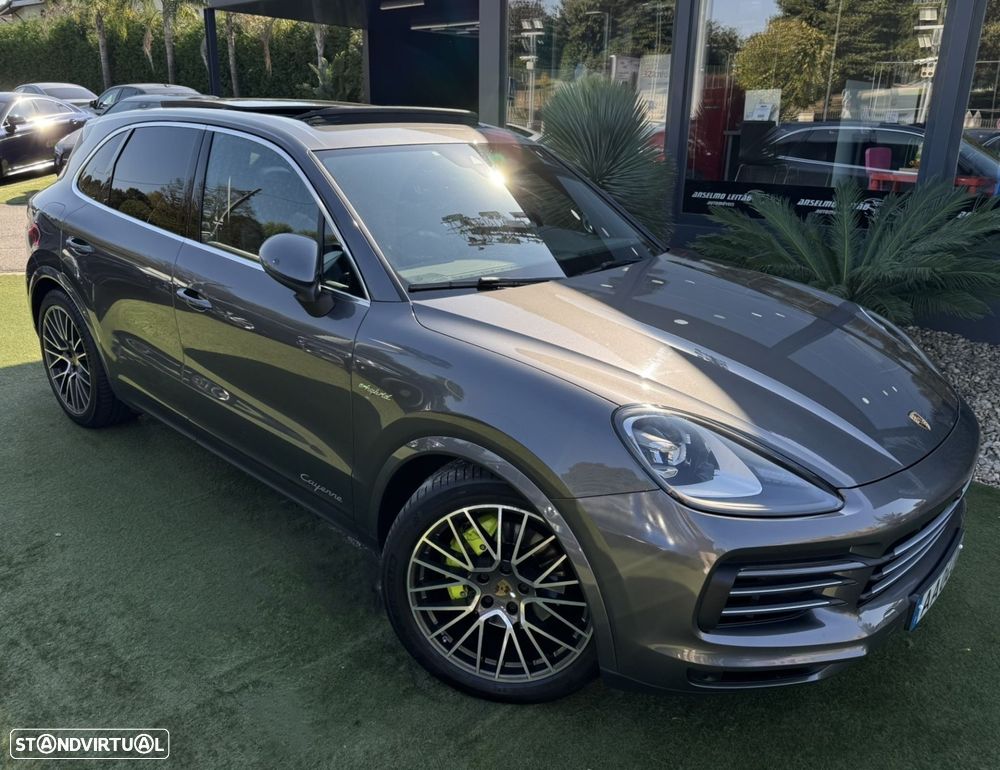 Porsche Cayenne E-Hybrid - 12