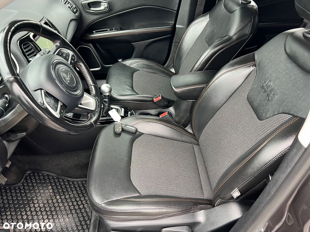 Jeep Compass 1.4 TMair Longitude FWD S&S - 18