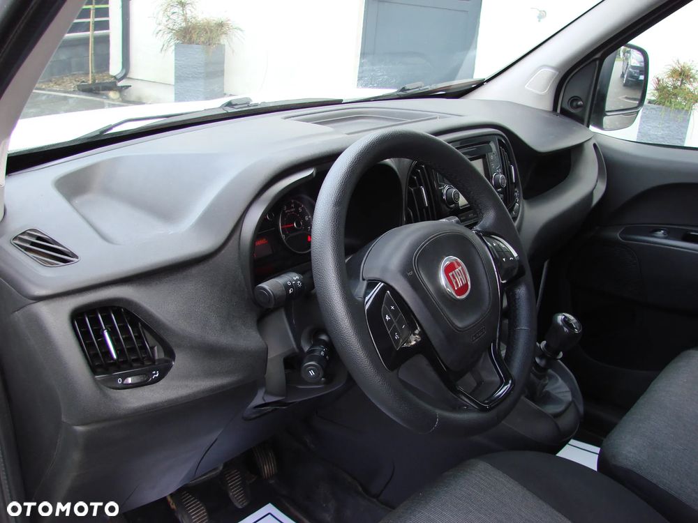 Fiat DOBLO - 21