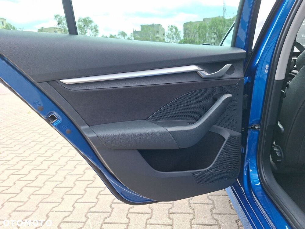 Skoda Octavia 1.5 TSI mHEV Drive Selection DSG - 18