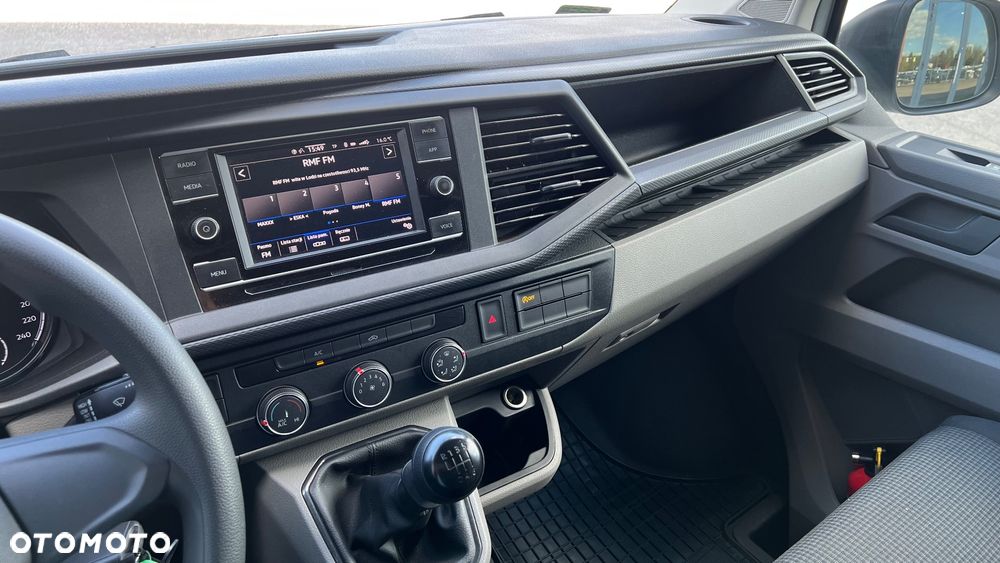 Volkswagen Transporter - 10