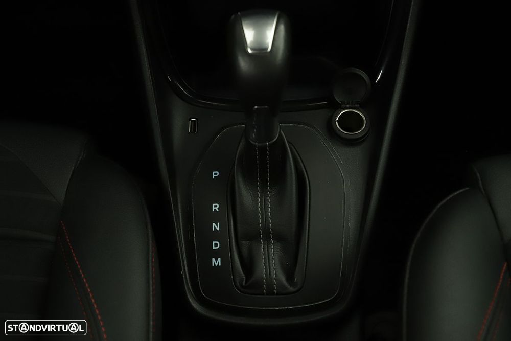 Ford Puma 1.0 EcoBoost MHEV ST-Line X Aut. — fotografia 14