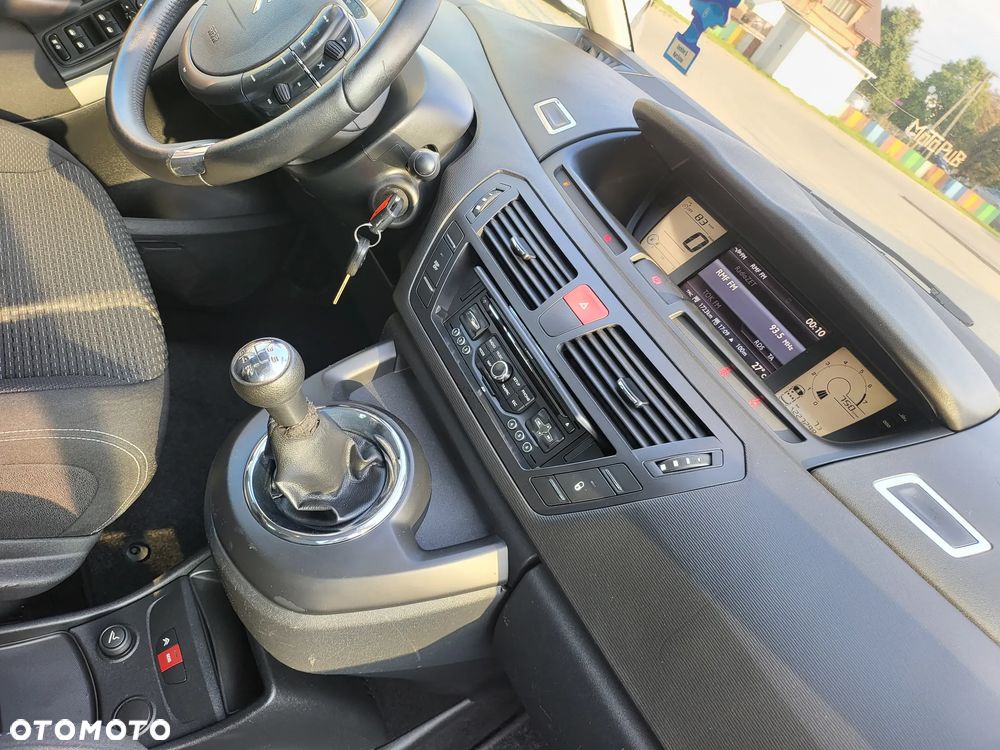Citroën C4 Grand Picasso - 24