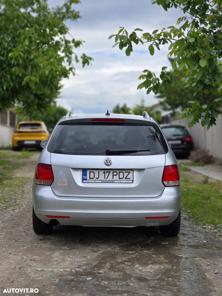 Volkswagen Golf 1.6 TDI DPF DSG Comfortline - 6