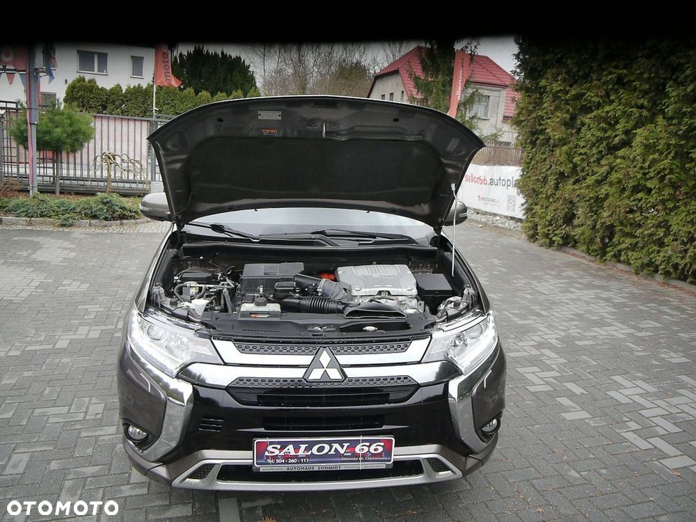 Mitsubishi Outlander - 14
