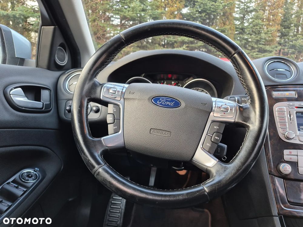 Ford Mondeo 2.0 Ghia Executive - 25