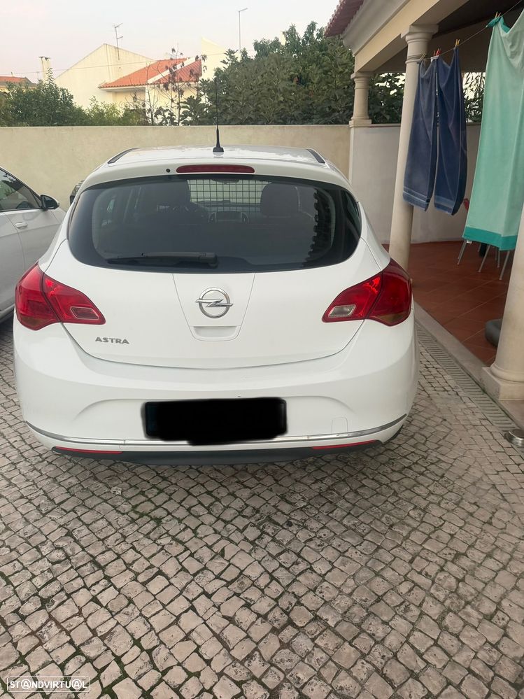 Opel Astra - 3