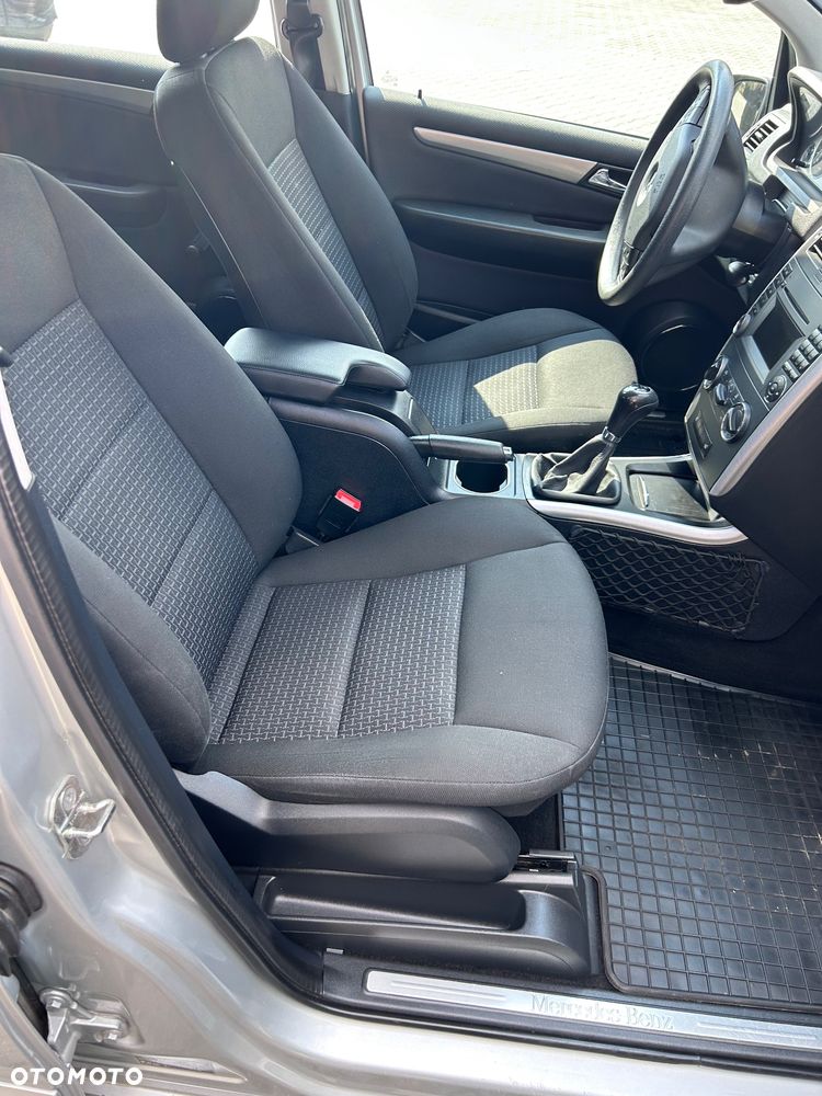 Mercedes-Benz Klasa B 180 CDI DPF - 14