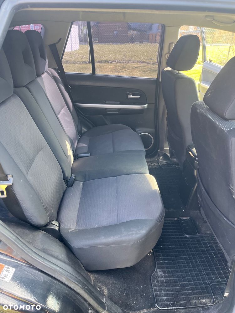Suzuki Grand Vitara 1.9 DDiS - 11