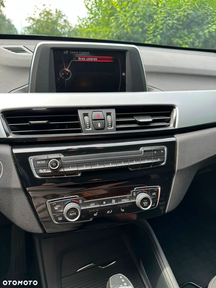 BMW X1 sDrive18i - 25