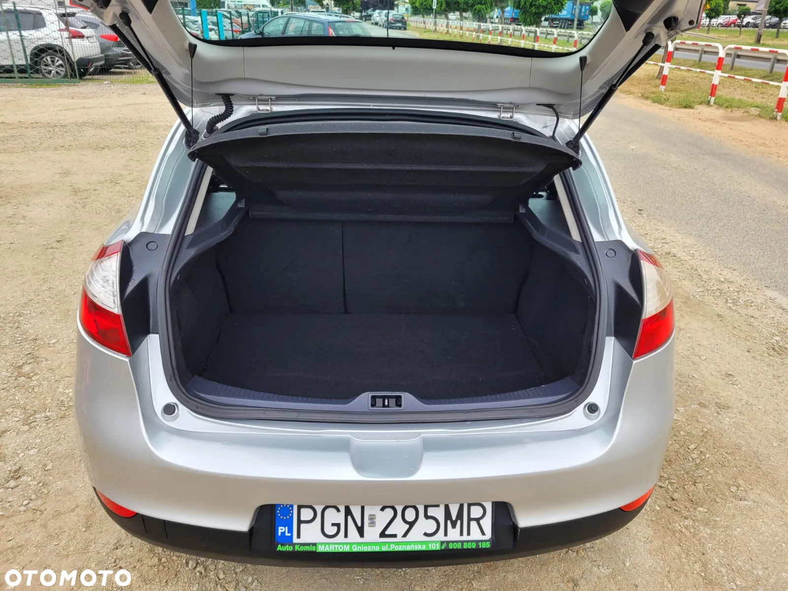 Renault Megane 1.6 16V Style Edition - 9