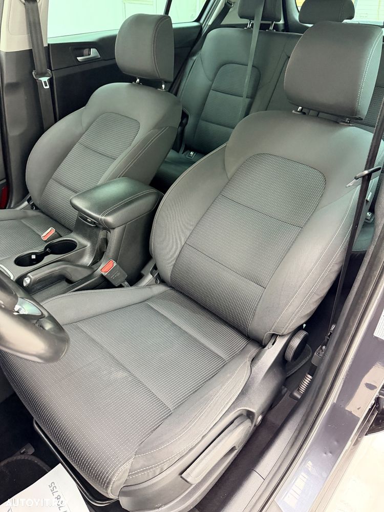 Kia Sportage 1.6 GDI 2WD Dream-Team Edition - 19