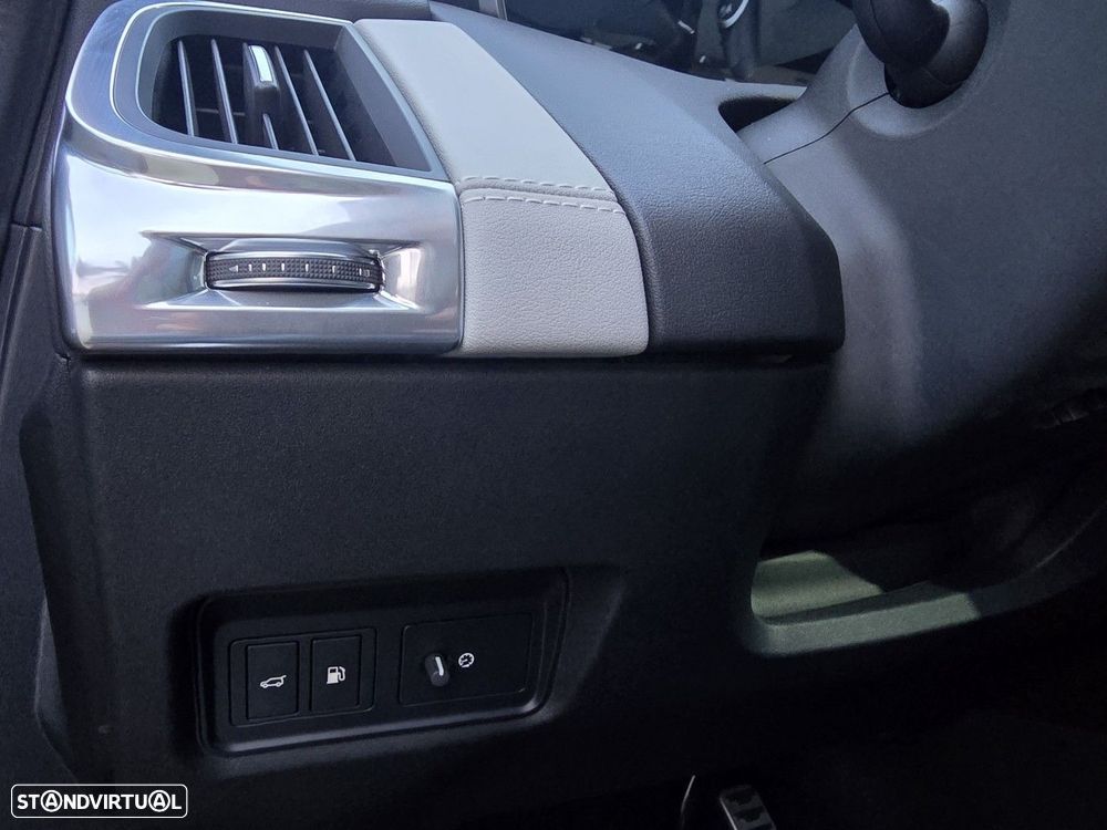 Jaguar E-Pace 1.5 P300e R-Dynamic SE AWD Aut. - 41