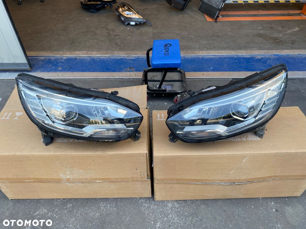 RENAULT SCENIC 4 IV GRAND SCENIC IV 2 sztuki Kompletna LAMPA PRZEDNIA PRAWA LEWA soczewka REFLEKTOR PRAWY lewy PRZÓD  EUROPA lampy przednie reflektory 260101685R 260606727R Wwa - 3