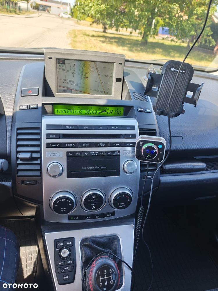 Mazda 5 - 8