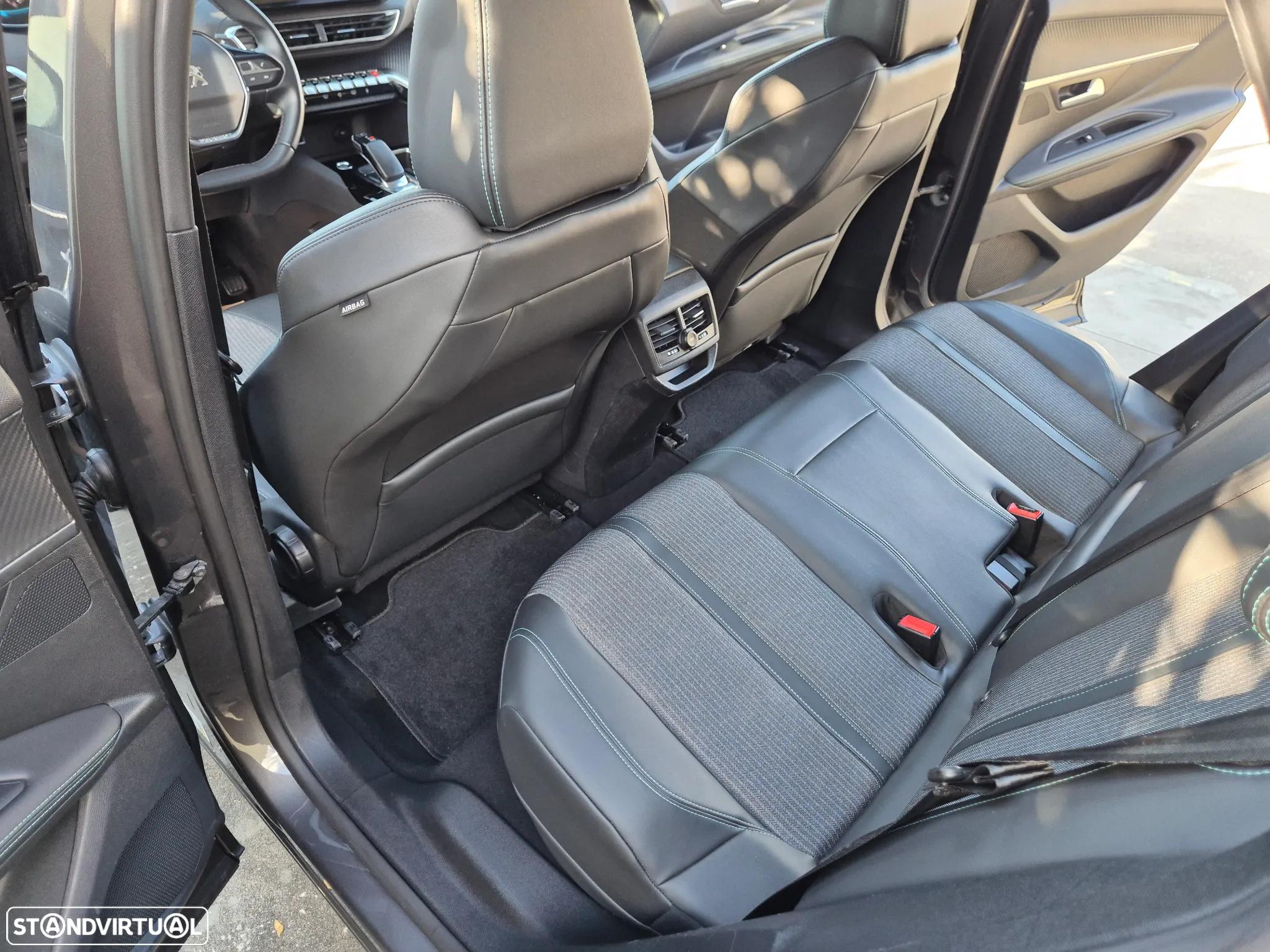 Peugeot 3008 1.6 Hybrid Allure Pack e-EAT8 - 7