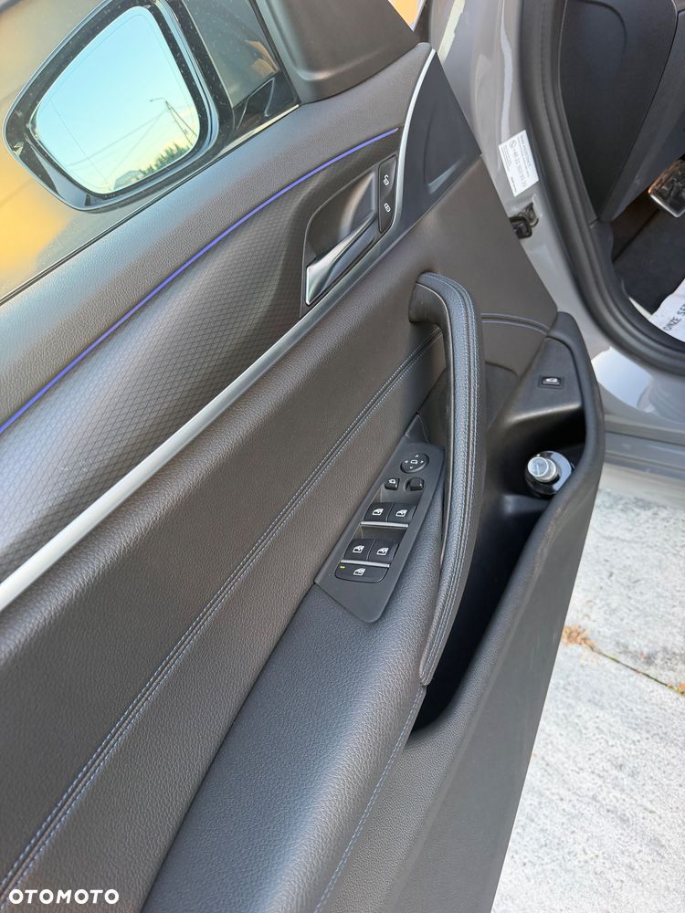 BMW Seria 5 - 16