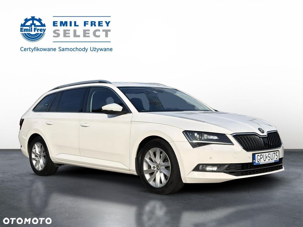 Skoda Superb 2.0 TDI DSG Sportline - 8