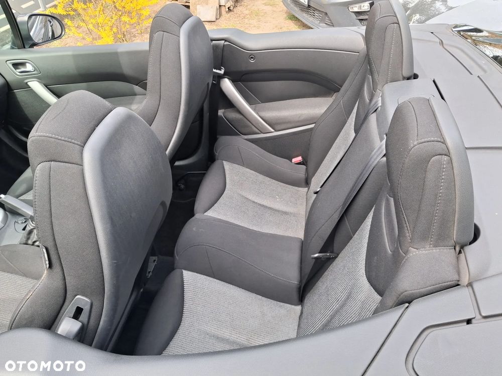 Peugeot 308 CC - 11