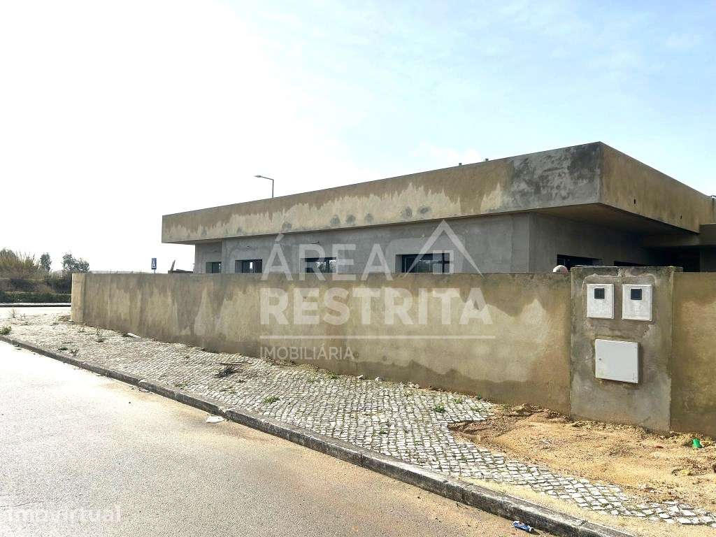 Palmela- Urb. Bela Vista- Moradia Isolada Térrea de 5 Assoalhadas - Grande imagem: 2/11