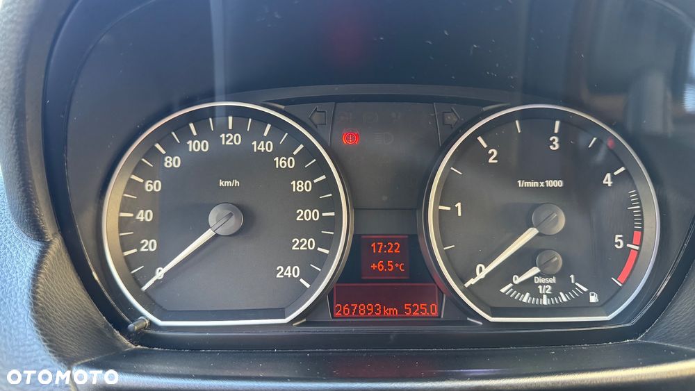 BMW Seria 1 118d DPF - 17