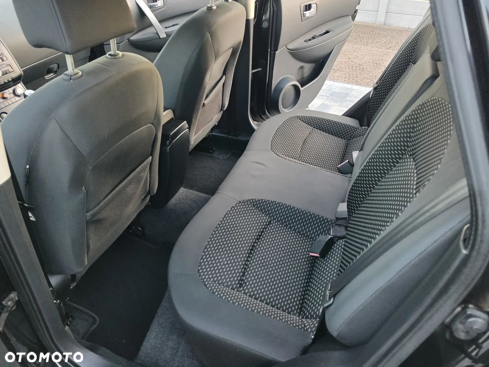 Nissan Qashqai - 11