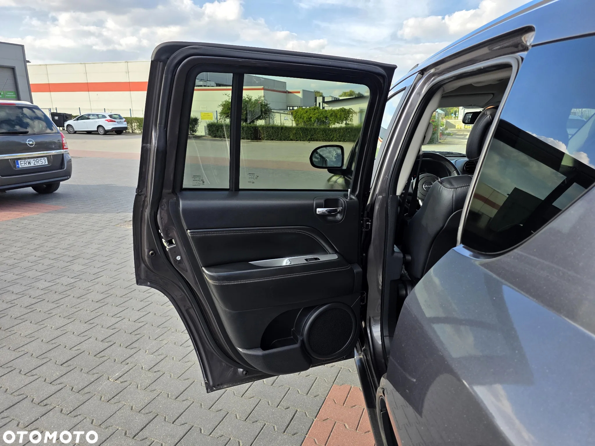 Jeep Compass 2.0 4x2 Limited - 9
