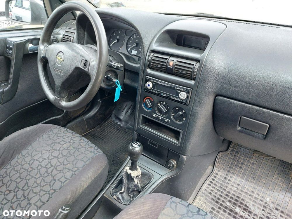 Opel Astra - 14